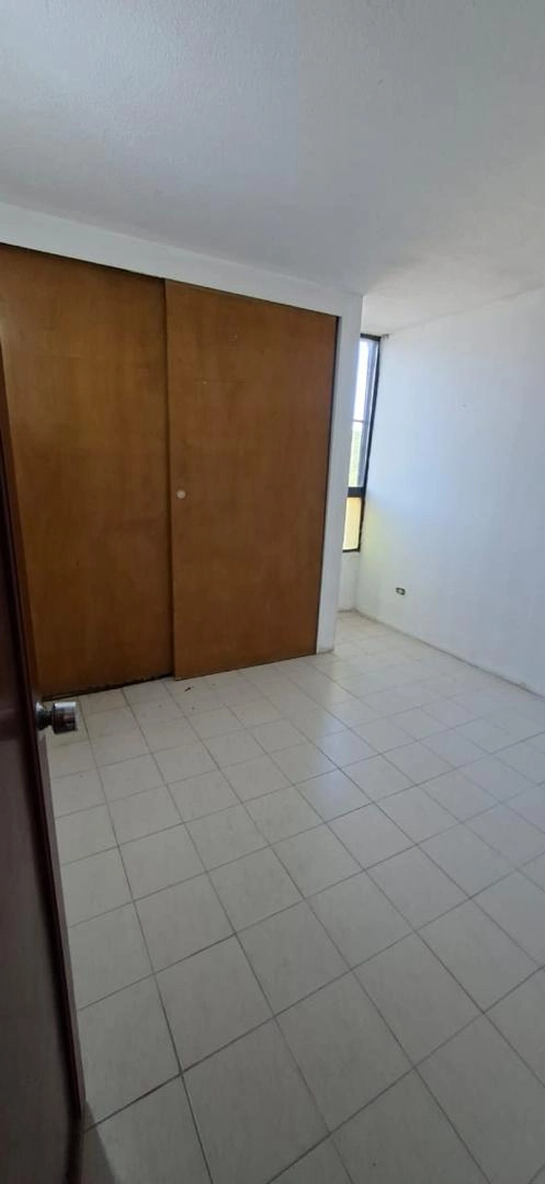Alquiler 350 – Apartamento Urb San jacinto (Eliani Rainoldi) (14)
