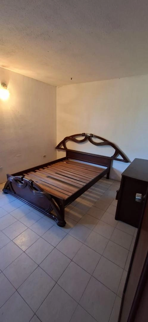 Alquiler 350 – Apartamento Urb San jacinto (Eliani Rainoldi) (17)