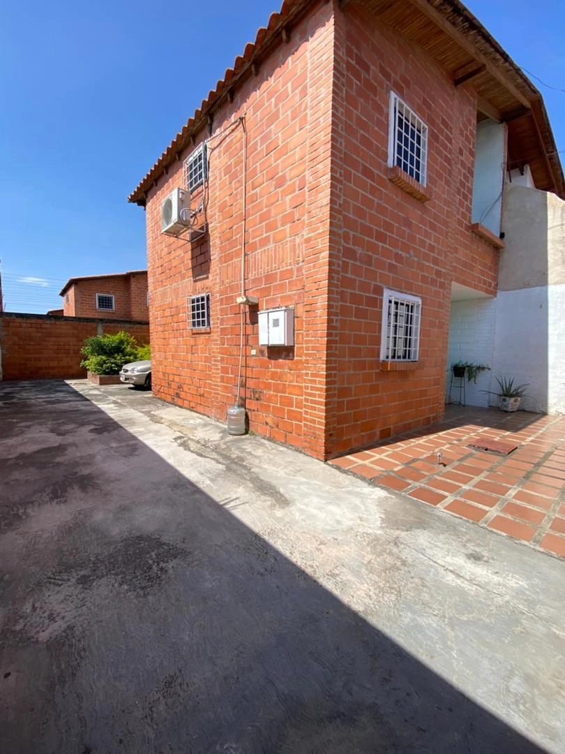 Venta 45.000 – Casa prados de La Encrucijada (Yelitza Ramirez) (15)