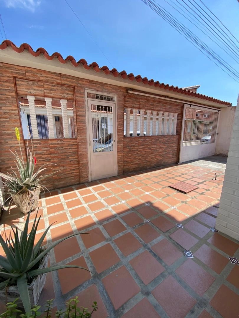 Venta 45.000 – Casa prados de La Encrucijada (Yelitza Ramirez) (4)