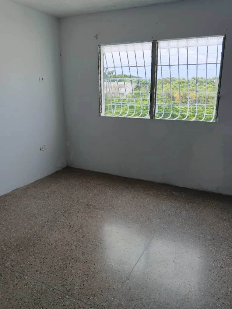 Alquiler 240 – Apartamento La Haciendita (Candy de Sousa) (3)