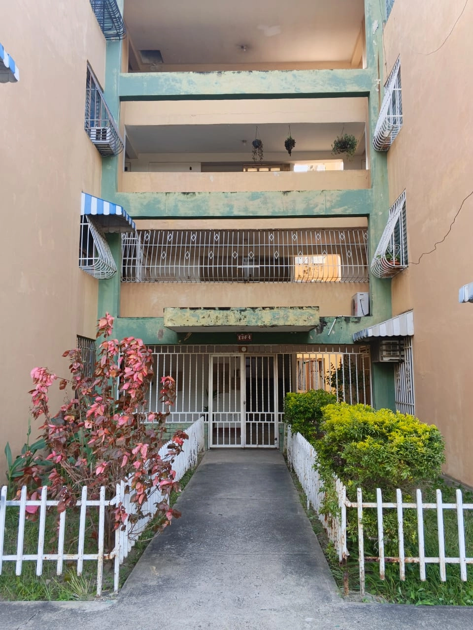 Alquiler 250 – Apartamento Residencias Turmero (Angelo Li Vigni) (12)