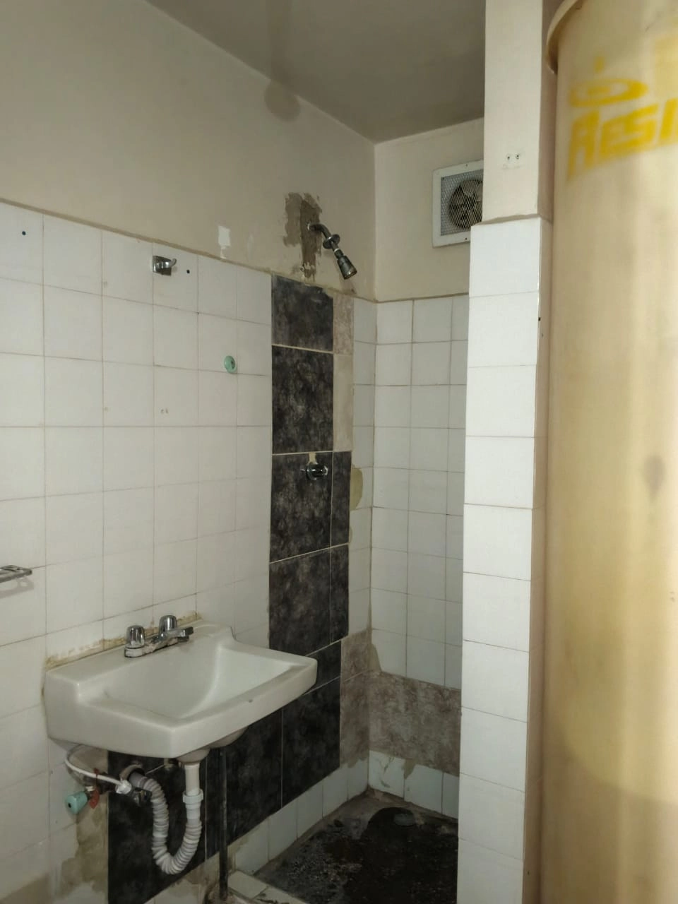 Alquiler 250 – Apartamento Residencias Turmero (Angelo Li Vigni) (15)
