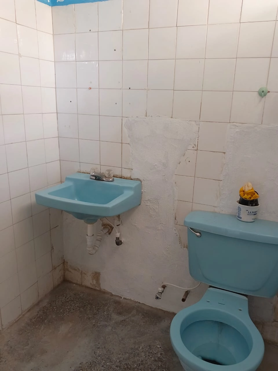 Alquiler 250 – Apartamento Residencias Turmero (Angelo Li Vigni) (2)