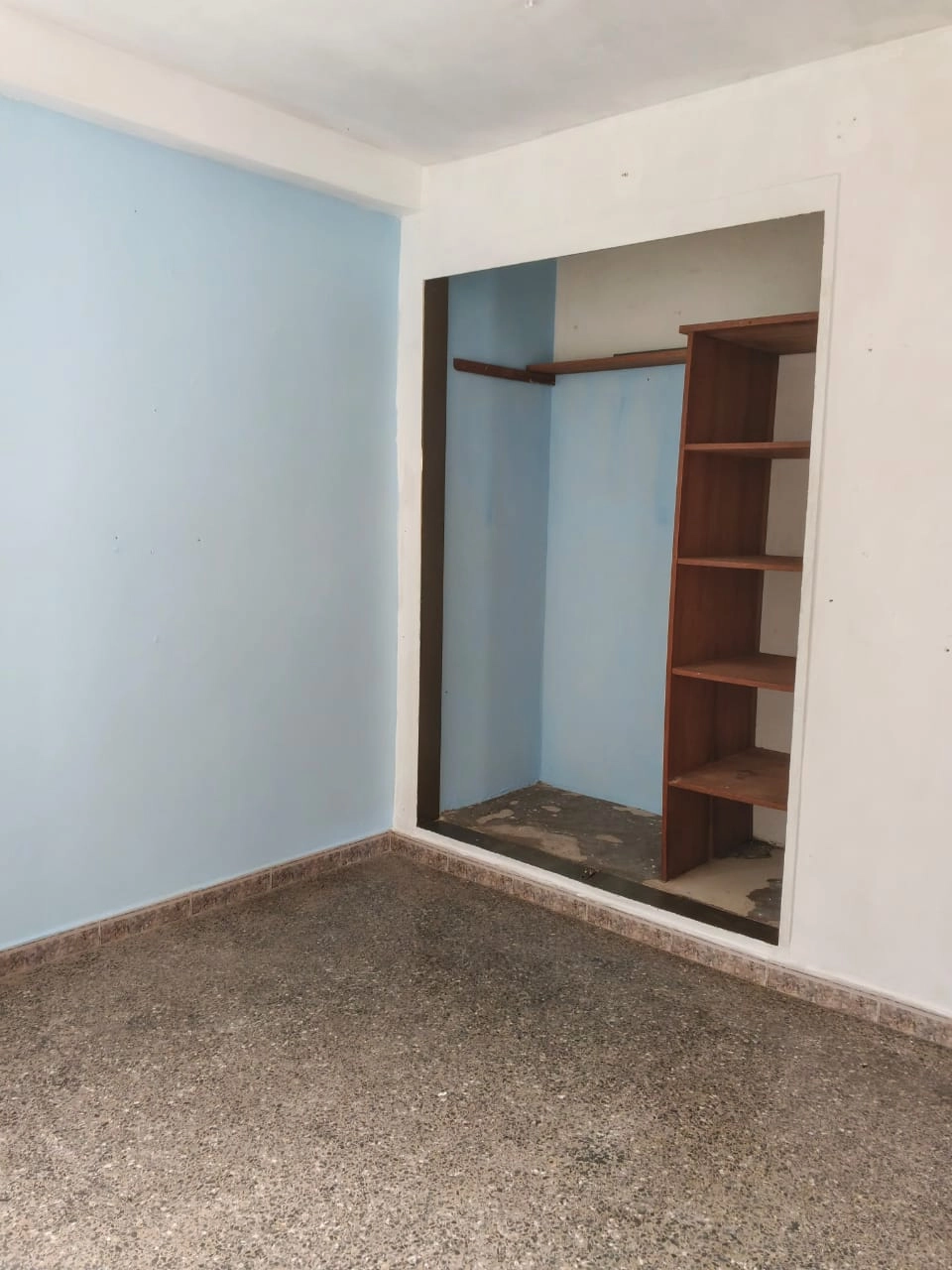 Alquiler 250 – Apartamento Residencias Turmero (Angelo Li Vigni) (9)