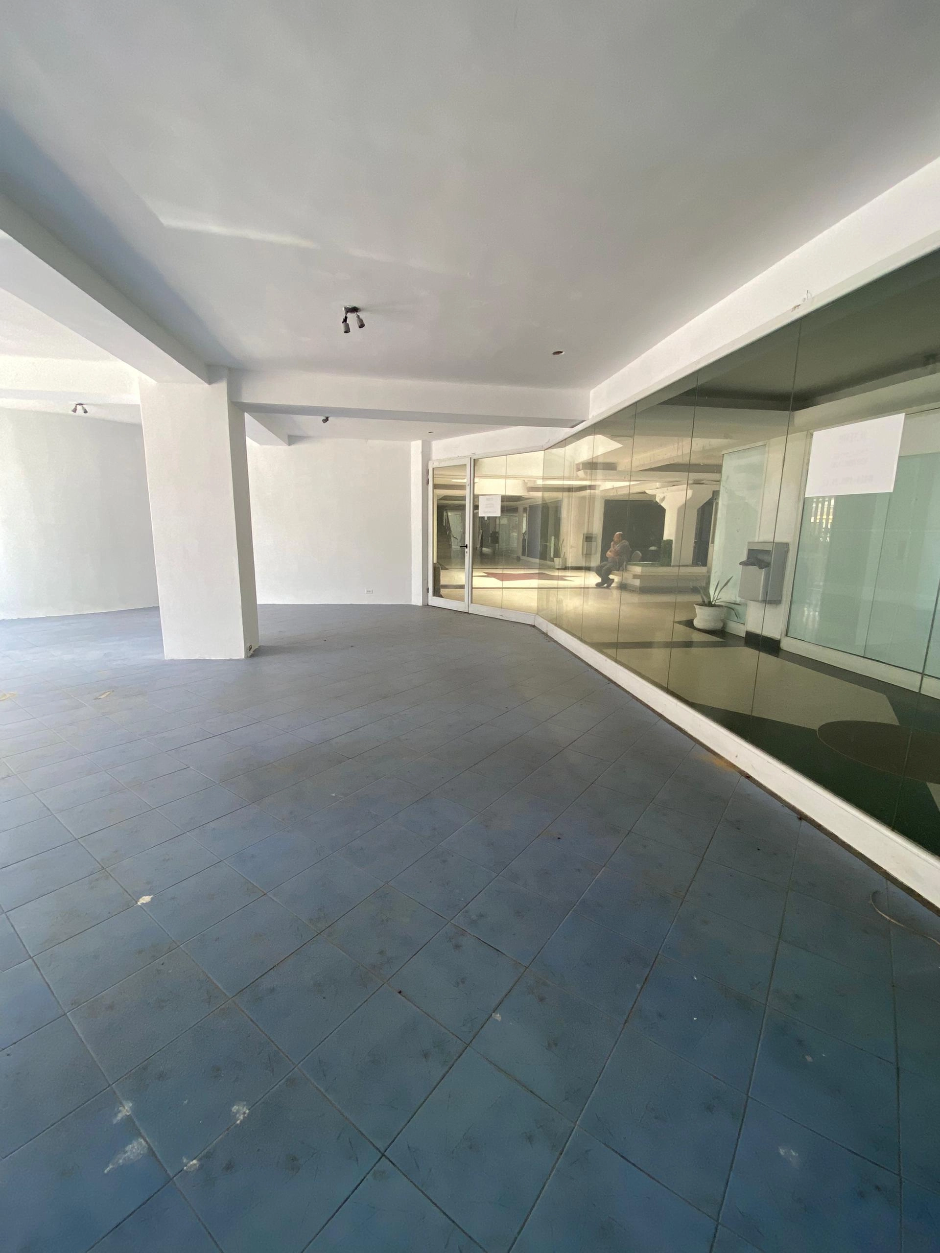 Venta 49.000 – Local cc Las Torres (Yelitza Ramirez) (3)