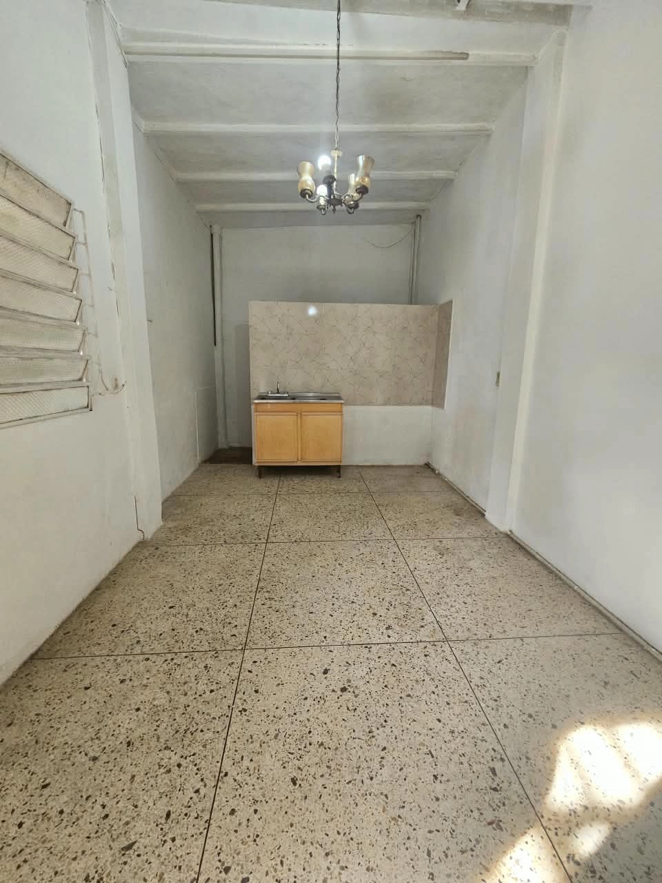 Alquiler 80 – Anexo Av Bolivar Turmero (Angelica Rainoldi) (5)