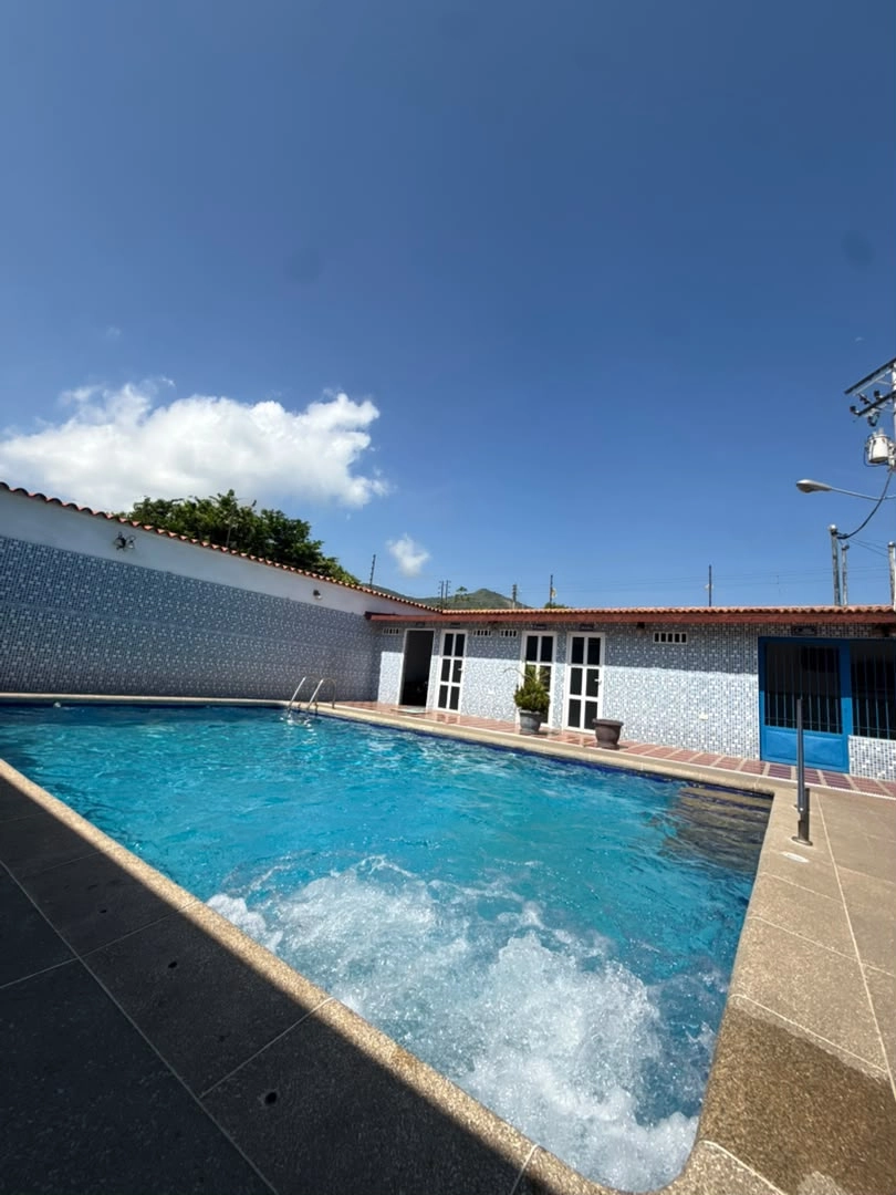 Venta 105.000 – Casa Vacacional El Playon (Yelitza Ramirez) (5)