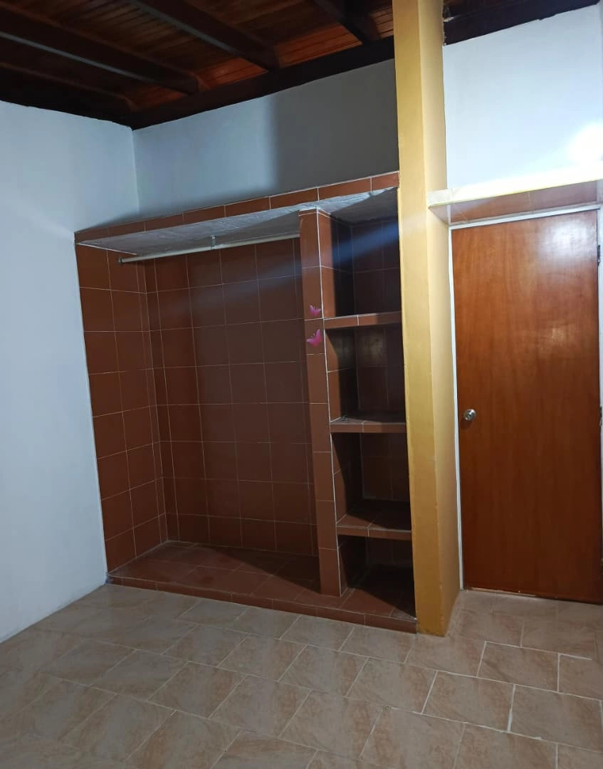 Venta 40.000 – Casa Prados de La Encrucijada (Nohemi Inojosa) (2)
