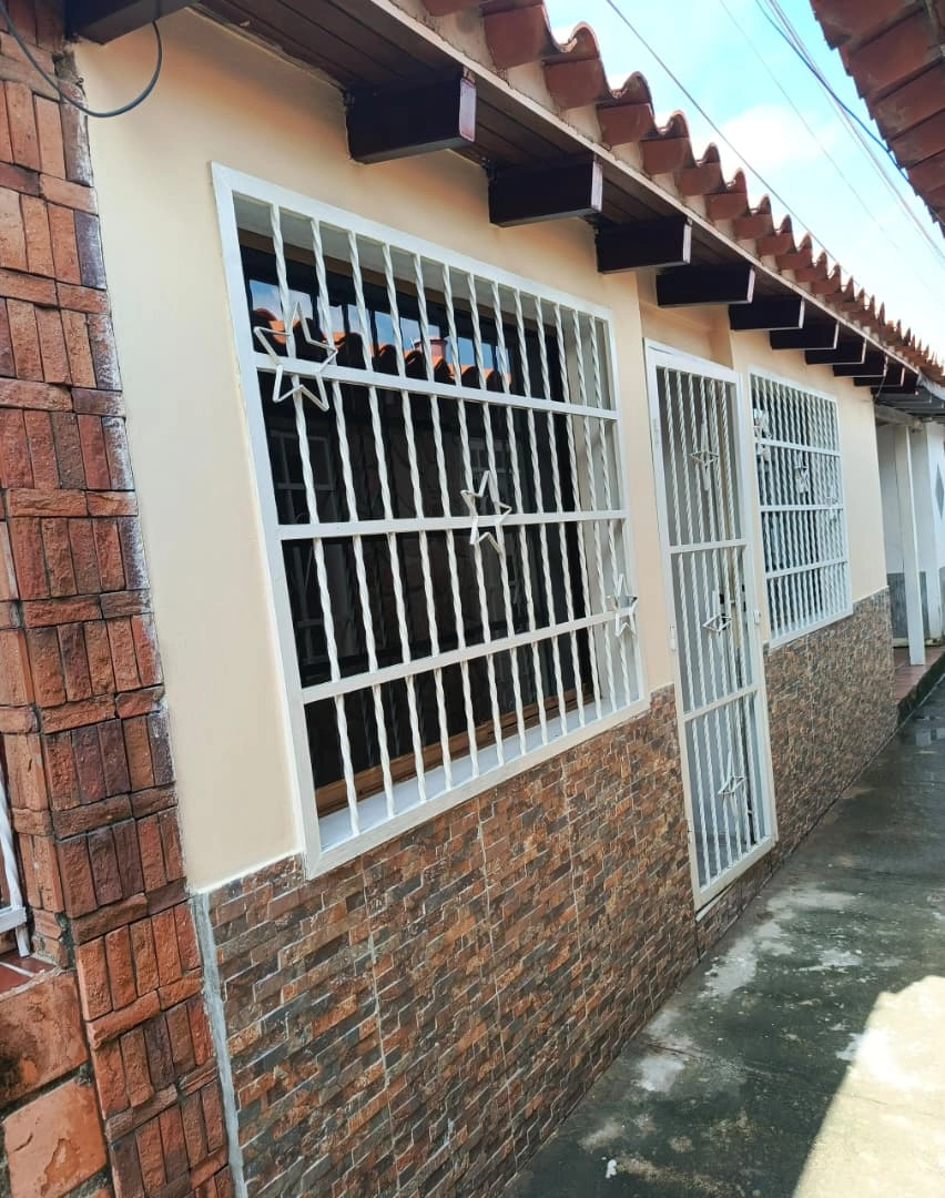 Venta 40.000 – Casa Prados de La Encrucijada (Nohemi Inojosa) (8)